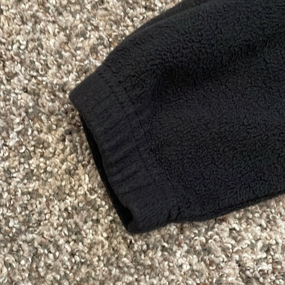 Abercombie Kids Fleece Sweatpants.  Size 7/8. - Picture 4 of 4